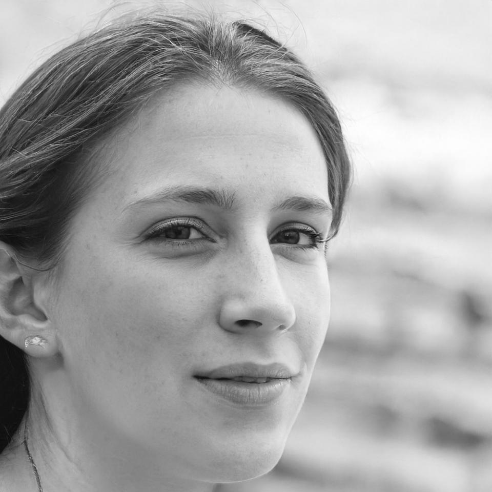 Елена Крутова